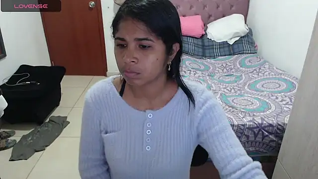 Snapshot of july-feria chatting on 03-19-25, 09:16 july-feria online show from 03-19-25, 09:16