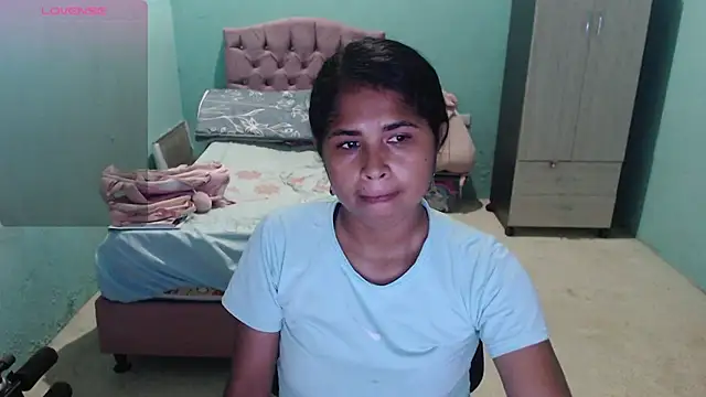 Snapshot of july-feria chatting on 02-25-26, 06:52 july-feria online show from 02-25-26, 06:52