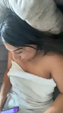 saraa franco  online show from 11-08-25, 09:07