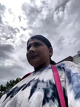 saraa franco  online show from 01-15-26, 04:43