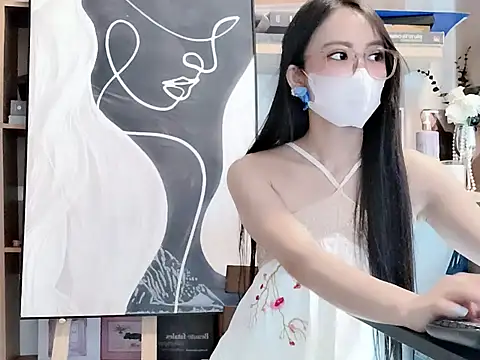 Lush-Office online show from 11-24-25, 08:14