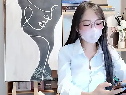 Lush-Office online show from 12-05-25, 06:56