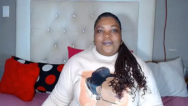 omalicha98 online show from 06-11-26, 07:27