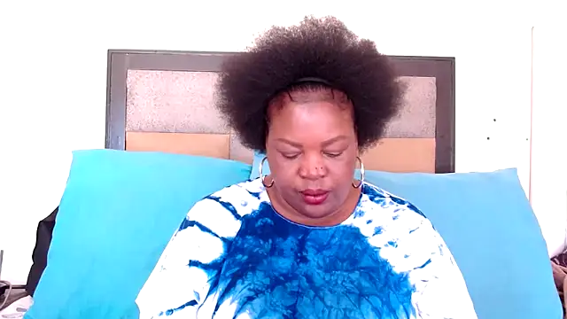 omalicha98 online show from 10-09-25, 06:47