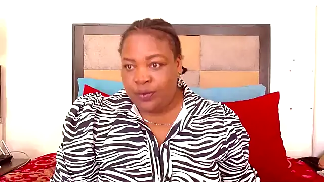 omalicha98 online show from 10-07-25, 06:25