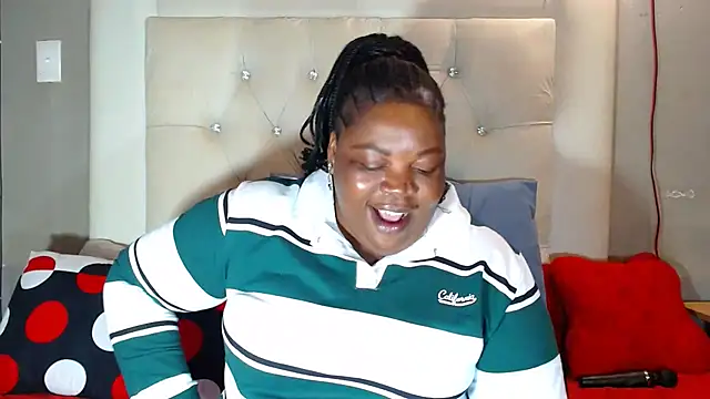 Snapshot of omalicha98 chatting on 05-25-26, 06:45 omalicha98 online show from 05-25-26, 06:45
