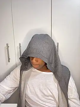 snotLoud online show from 02-25-25, 05:30