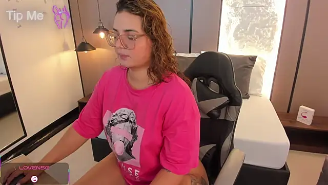lilly ass  online show from 10-09-25, 12:17