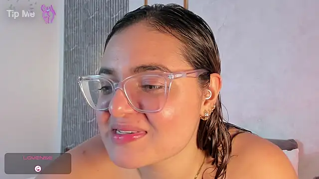 lilly ass  online show from 12-13-25, 08:04