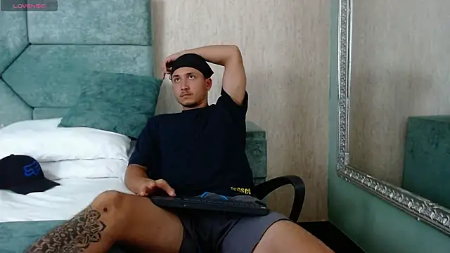 BrandonColee online show from 03-13-25, 06:23