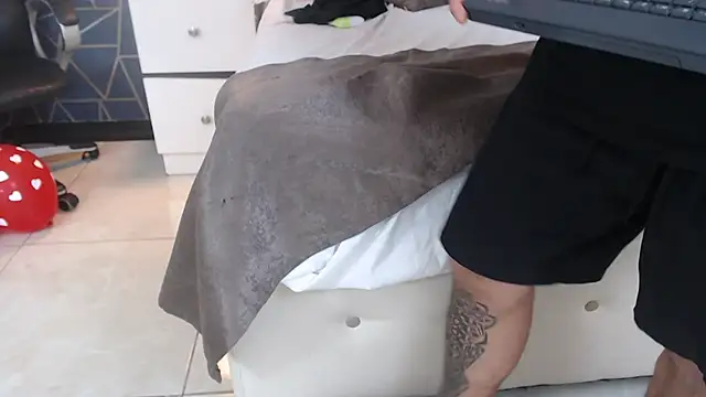 BrandonColee online show from 02-21-25, 12:27