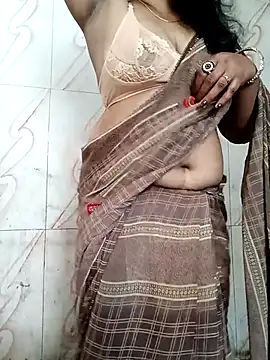Snapshot of Haseena_Baby chatting on 09-15-25, 03:29 Haseena Baby online show from 09-15-25, 03:29
