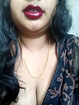 Snapshot of Haseena_Baby chatting on 10-21-25, 02:33 Haseena Baby online show from 10-21-25, 02:33