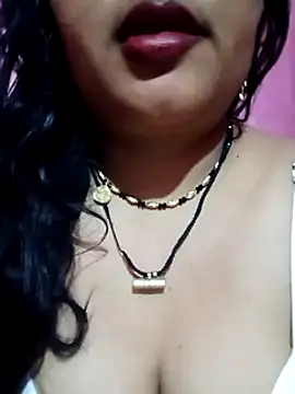 Snapshot of Haseena_Baby chatting on 03-23-25, 06:05 Haseena Baby online show from 03-23-25, 06:05