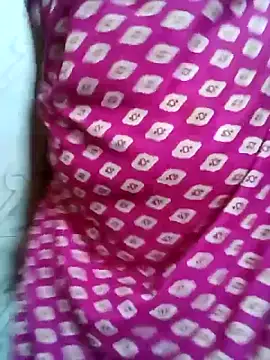 Snapshot of Haseena_Baby chatting on 10-15-25, 01:26 Haseena Baby online show from 10-15-25, 01:26