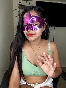 Snapshot of Babbyy_doll chatting on 03-18-25, 08:05 Babbyy doll online show from 03-18-25, 08:05