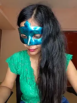 Snapshot of Babbyy_doll chatting on 10-15-25, 07:05 Babbyy doll online show from 10-15-25, 07:05