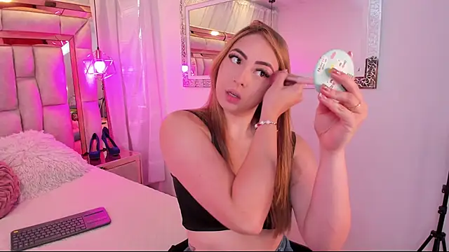 Katalina Evans online show from 12-01-25, 11:00