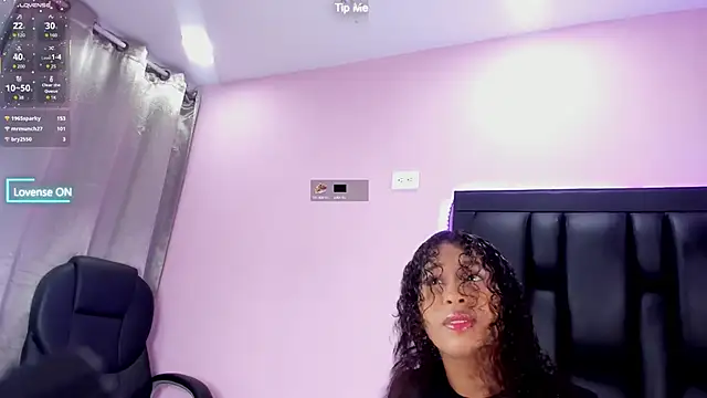 Snapshot of BrigitteRoy_ chatting on 09-14-25, 02:56 BrigitteRoy online show from 09-14-25, 02:56