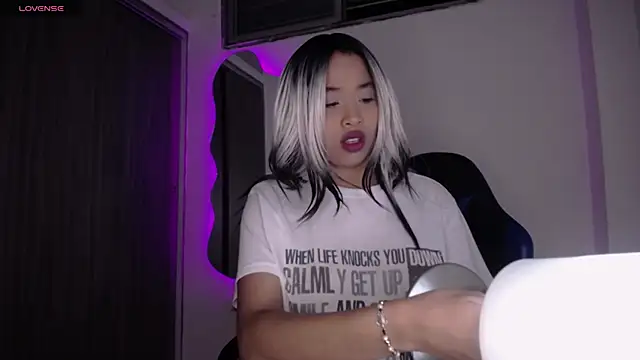 BrigitteRoy  online show from 12-02-25, 02:45