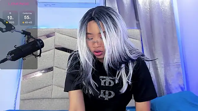 BrigitteRoy  online show from 02-08-26, 03:15