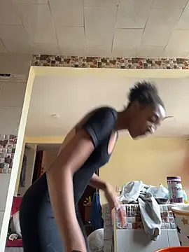 esmeralda-bk online show from 04-13-26, 08:02