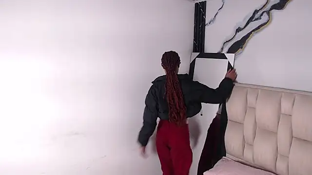 Snapshot of esmeralda-bk chatting on 02-19-26, 09:12 esmeralda-bk online show from 02-19-26, 09:12