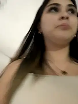 Aitana Hilton  online show from 11-08-25, 11:47