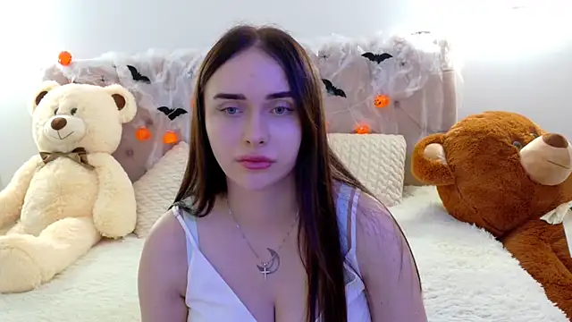 Lilliana Moon online show from 11-13-25, 07:56