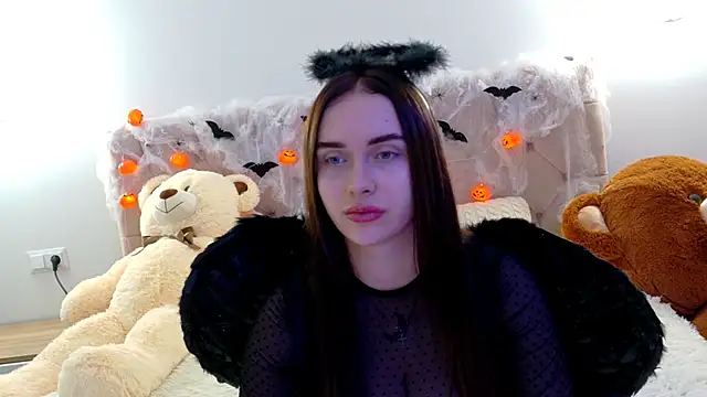 Lilliana Moon online show from 10-30-25, 08:23