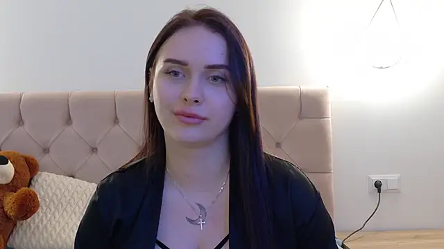 Lilliana Moon online show from 03-18-25, 03:44