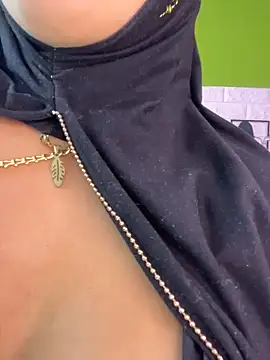 zahra Jalid online show from 02-07-26, 01:35