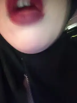 Snapshot of zahra_Jalid chatting on 05-28-26, 10:26 zahra Jalid online show from 05-28-26, 10:26