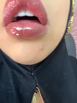 zahra Jalid online show from 02-04-26, 10:49