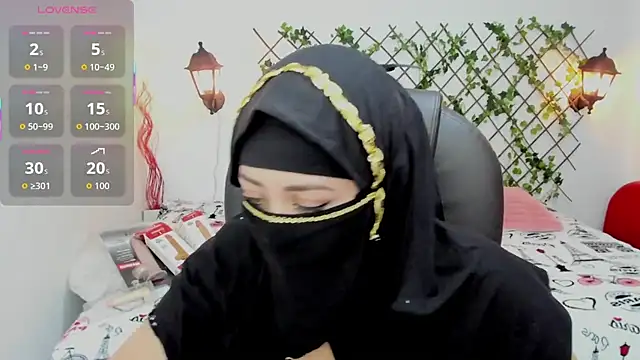 zahra Jalid online show from 10-15-25, 09:12