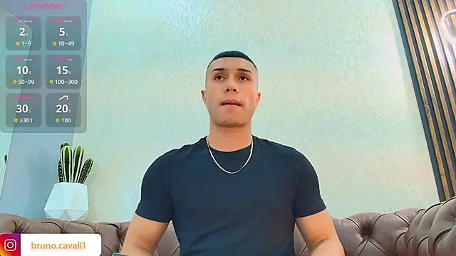 Snapshot of bruno_cavalli chatting on 06-08-26, 05:35 bruno cavalli online show from 06-08-26, 05:35