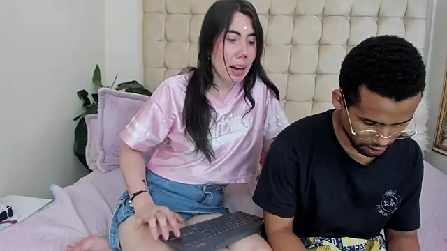 Snapshot of Morb69Erotic chatting on 02-03-25, 11:26 Morb69Erotic online show from 02-03-25, 11:26