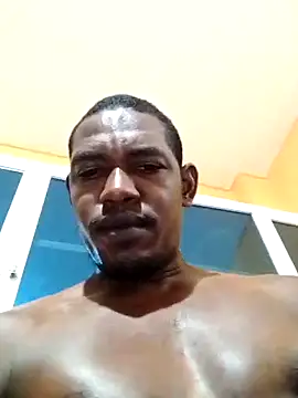 Snapshot of Elnegro28 chatting on 03-16-25, 02:32 Elnegro28 online show from 03-16-25, 02:32