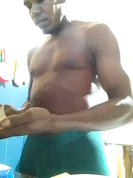 Snapshot of Elnegro28 chatting on 03-01-25, 12:01 Elnegro28 online show from 03-01-25, 12:01