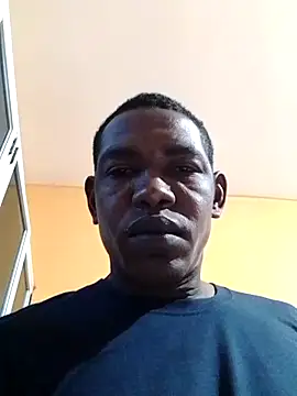 Snapshot of Elnegro28 chatting on 10-03-25, 11:56 Elnegro28 online show from 10-03-25, 11:56