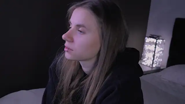 Bella Alita online show from 10-11-25, 08:32