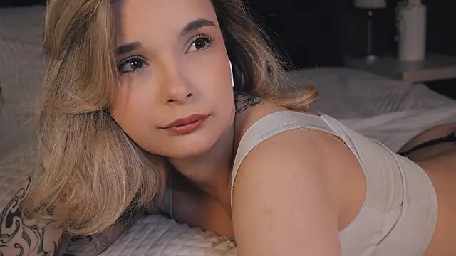 Bella Alita online show from 03-22-25, 08:26