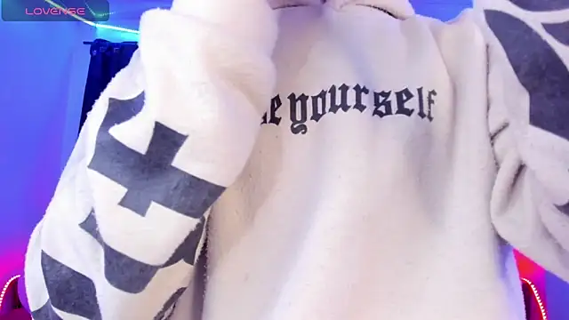 Ethan Boyy online show from 03-25-26, 11:47