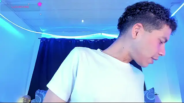 Ethan Boyy online show from 04-14-26, 06:35