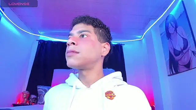 Ethan Boyy online show from 04-13-26, 02:54