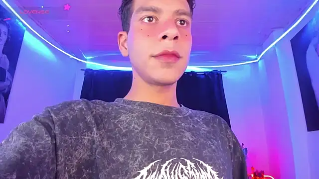 Ethan Boyy online show from 03-19-26, 01:27