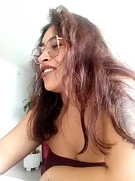AnonymousGirl online show from 05-01-26, 03:17
