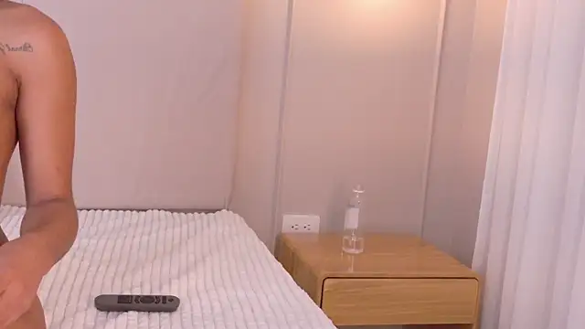 Snapshot of IsabellaPorcella chatting on 01-19-25, 05:28 IsabellaPorcella online show from 01-19-25, 05:28