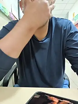 Inglphons online show from 11-23-25, 05:39