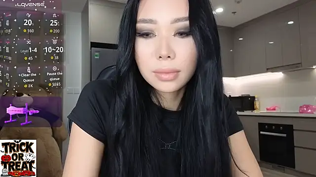 Snapshot of asianqueeny chatting on 11-01-25, 09:41 asianqueeny online show from 11-01-25, 09:41